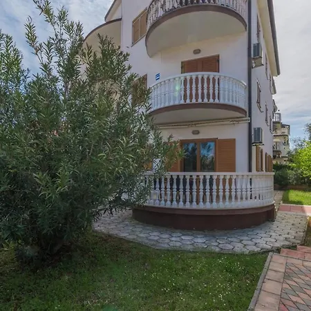 Nias Place * Zambratija (Istria)