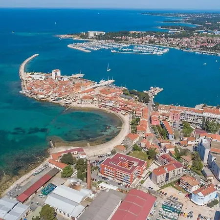 Nias Place Zambratija (Istria)